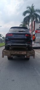 Cứu hộ hết xăng