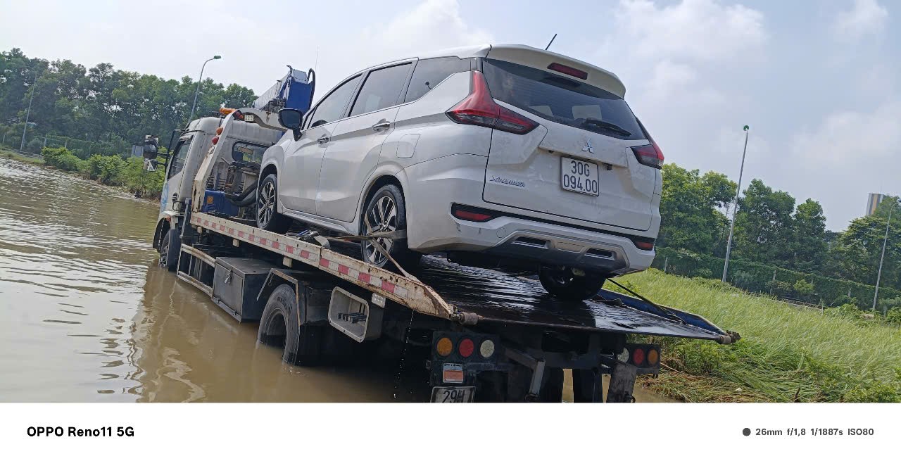 Quy trình kỹ thuật an toàn trong dịch vụ cứu hộ xe điện hết pin