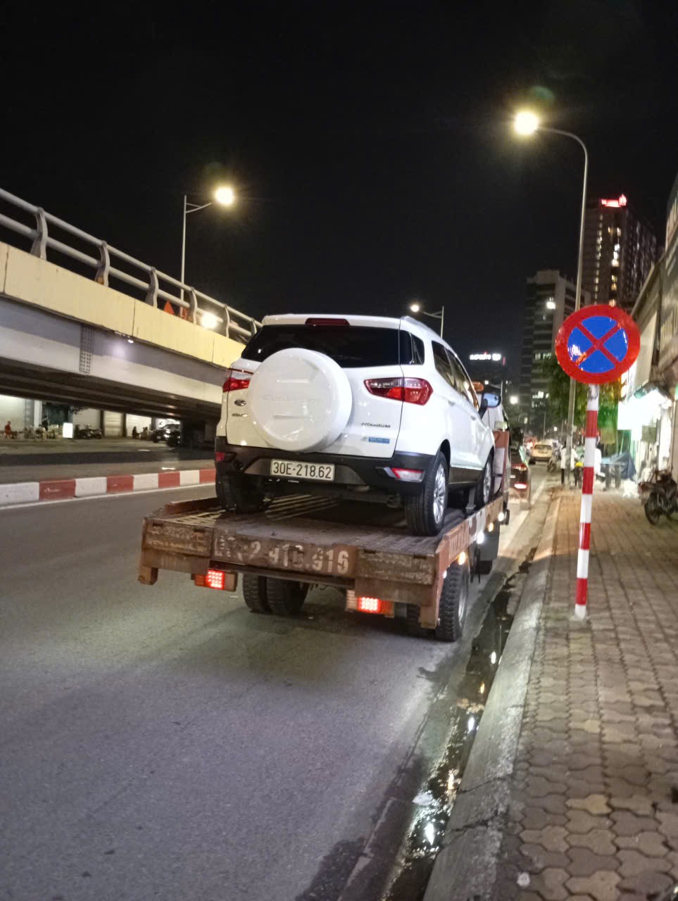 Lý do khiến ắc quy xuống điện nhanh