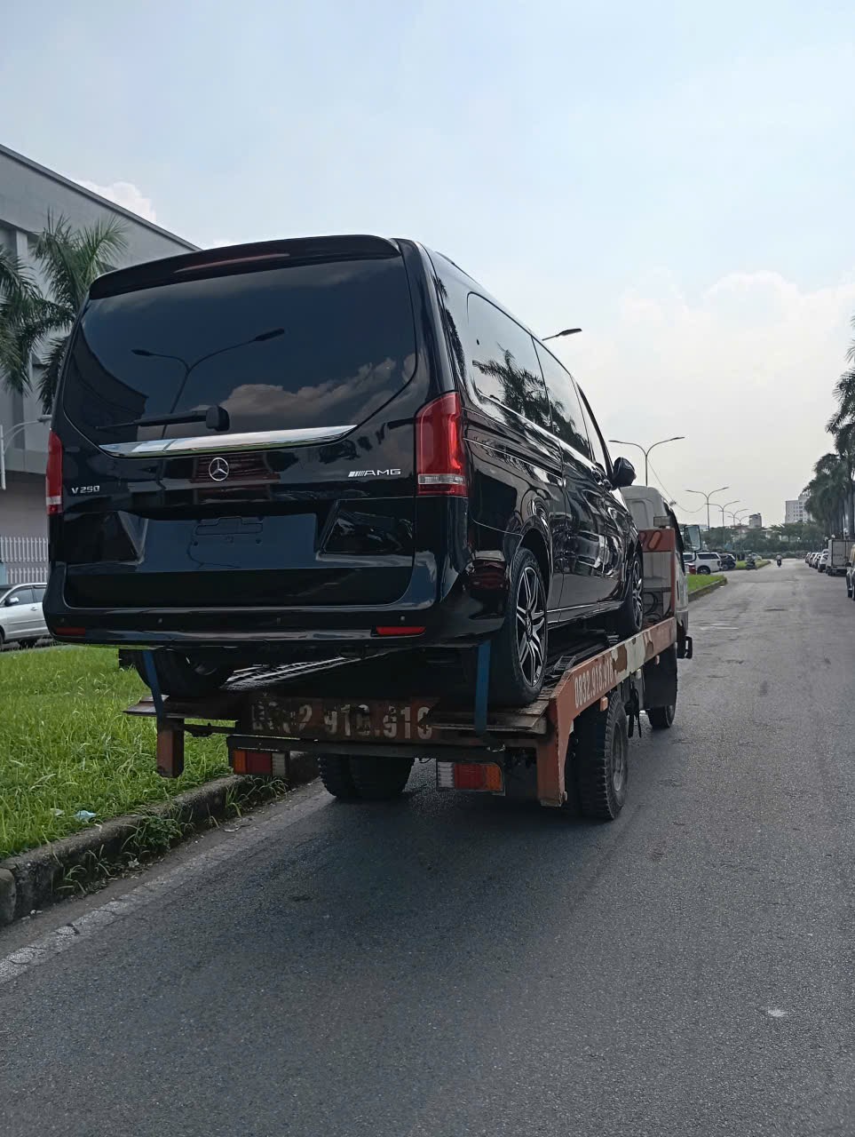 Làm sao biết vô lăng đang bị khóa